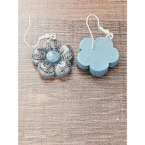 Handmade Blue Plaid Flower Resin Drop Earrings Silver French Hook Floral Dangle - Picture 8 of 9